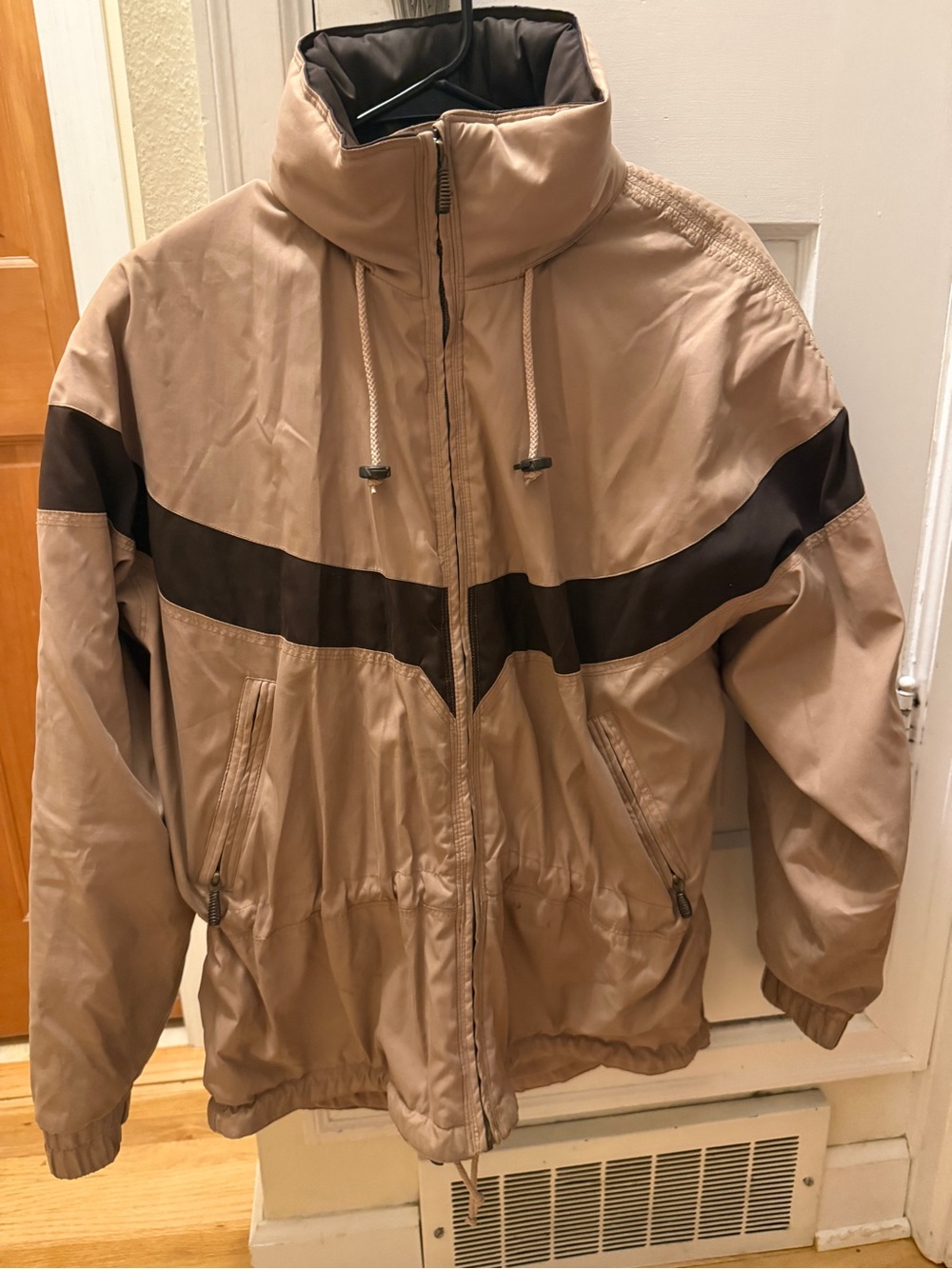 Vintage Women’s Obermeyer Tan Ski Jacket with Embroidery on Sleeve